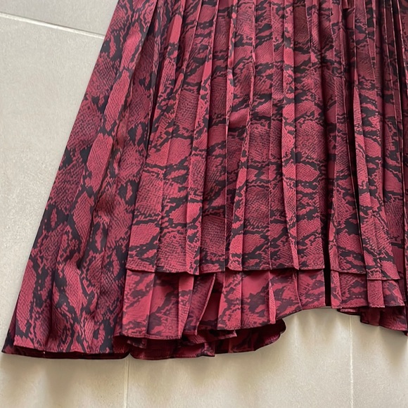 A.L.C. Maya snake print Bordeaux midi skirt (burgundy & black) - Picture 10 of 17